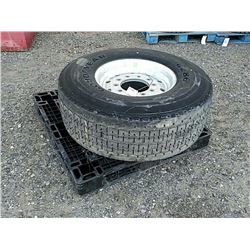 Truck tire Goodyear 425/65R22.5 aluminum wheel