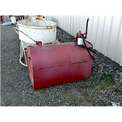 Fuel tank with hand pump