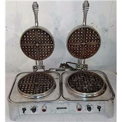 Vintage Toastmaster waffle maker