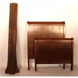 Antique Wooden Twin Size Sleigh Bed