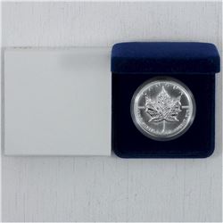 1994 Canada 1oz .999 Fine Silver Maple Leaf in Blue Display Box. (NO TAX)