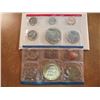 Image 2 : 1976 US MINT SET (UNC) P/D (WITH ENVELOPE)