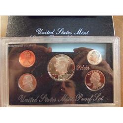 1997 US SILVER PROOF SET (WITH BOX)