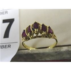 Gold w/Amethyst Ring