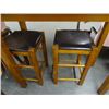 Image 3 : Pub Table w/2 Stools