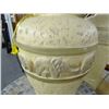 Image 2 : Elephant Relief Floor & Table Lamp Set - Base Chip