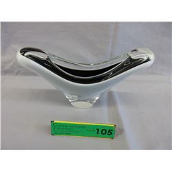 1955 "Flygsford Coquille" vase by Paul Kedelv