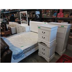 New - Queen size 5 Piece bedroom suite