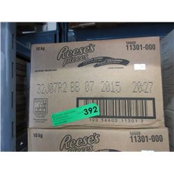 10 KG box of Reese's Pieces