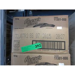 10 KG box of Reese's Pieces