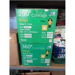 2 Cases of disposal vinyl gloves