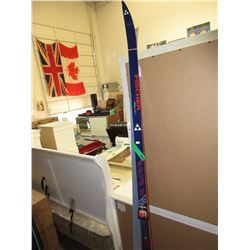 Pair of used Cross Country Fischer skis