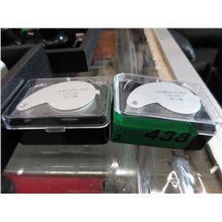 2 New illuminated jeweler's loupes
