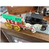 Image 1 : 2 Cast metal toys with moveable wheels
