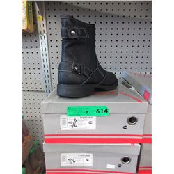 2 Pairs of new boots - Mens size 7