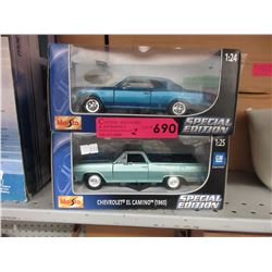 2 Maisto die-cast scale model cars