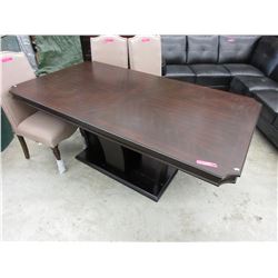 New - Dining table