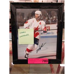 Autographed Mark Messier photograph