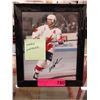 Image 1 : Autographed Mark Messier photograph