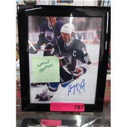 Autographed Wayne Gretzky photograph