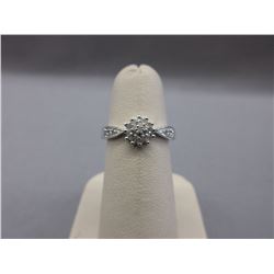 Ladies Diamond-set Cluster Ring