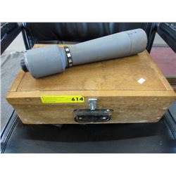 Royal "Superscope" in vintage wood box