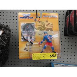 4 Starting Lineup figurines
