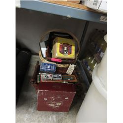 Used household decoratives & games