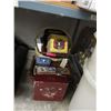 Image 1 : Used household decoratives & games