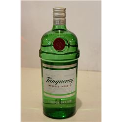 TANQUERAY IMPORTED LONDON DRY GIN