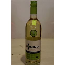 2 BOTTLES OF DOMINO PINOT GRIGIO