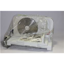 BRAUN UNIVERSAL FOOD SLICER