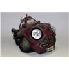 Image 1 : NEW SOLAR POWERED LAWN ORNAMENT: RED CAR