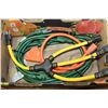 Image 1 : FLAT WITH THREE 12 GAUGE 3-WAY EXTENSION CORD