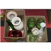 Image 1 : 2 BOXES OF VASES