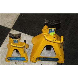 2 JACK STANDS