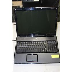 15.6" COMPAQ LAPTOP W/ WIN 8.1/ MS OFFICE/