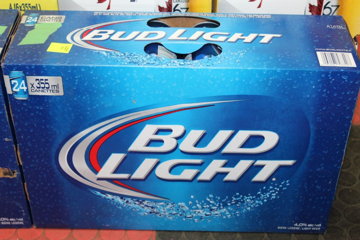 CASE WITH 24CANS OF BUD LIGHT BEER 4 CASE WITH 24CANS OF BUD LIGHT BEER 4