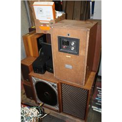 PALLET OF SPEAKERS