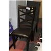 Image 1 : 2 ASSORTED SIDE CHAIRS