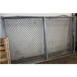 5 PANELS OF CHAINLINK FENCING