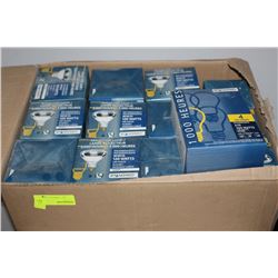 BOX OF FLOODLIGHTS