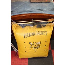 BROWNING COMPOUND BOW INCLUDING TARGET &