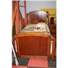 Image 1 : TWIN SIZE WOODEN BEDFRAME