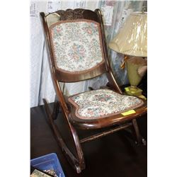 VINTAGE FOLDING ROCKING CHAIR