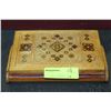 Image 1 : WOOD CARVED BOX