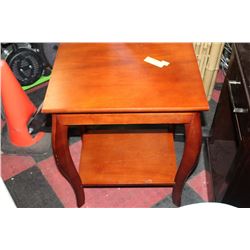 LAMP TABLE WITH SHELF