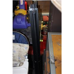 METAL ARTISTS FOLDING EASEL