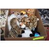 Image 1 : BOX FULL OF WEBKINS AND GANZ COLLECTABLES