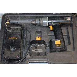PANASONIC 12V CORLDESS DRILL W/ BATTERY & CHARGER